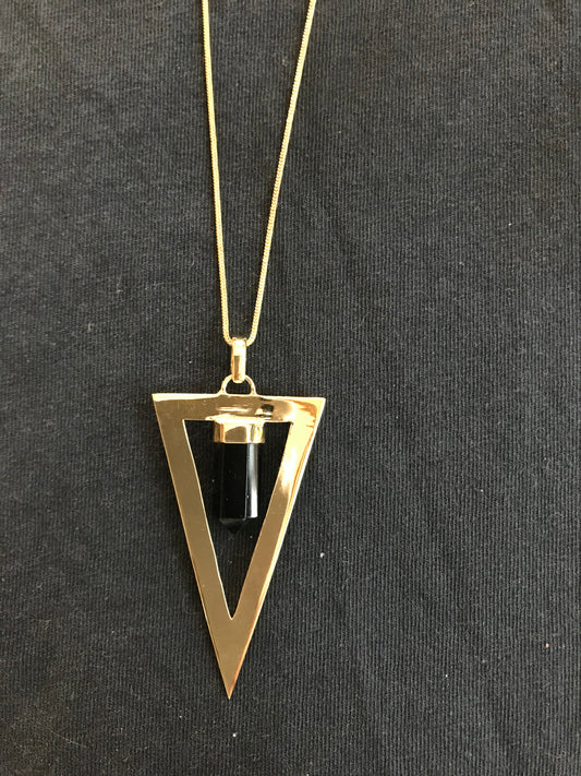 Necklace triangle C13